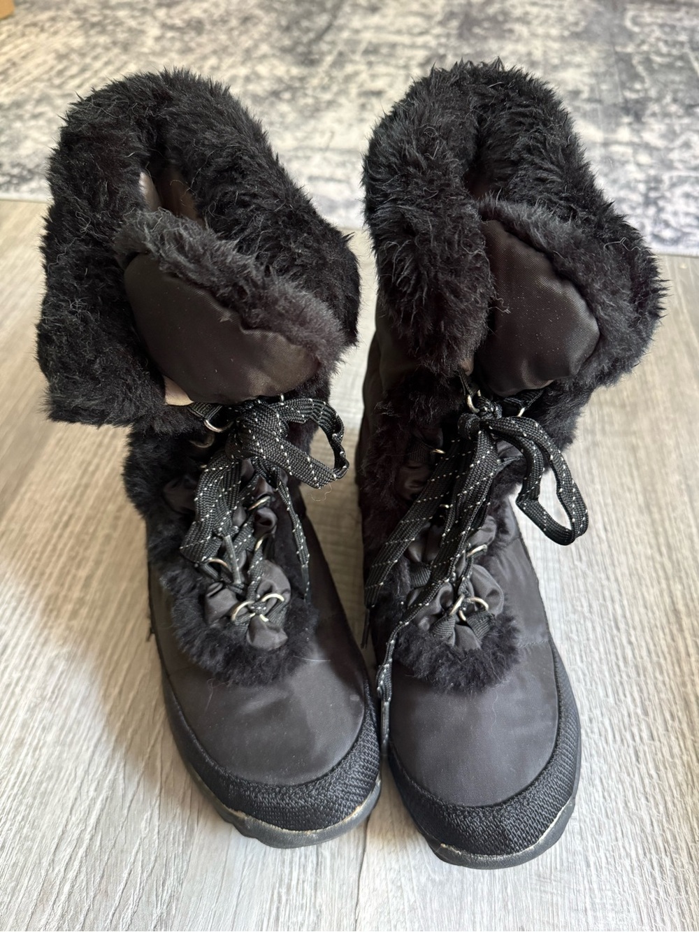 Athletech Black Faux Fur Lace-Up Winter Boots for Women